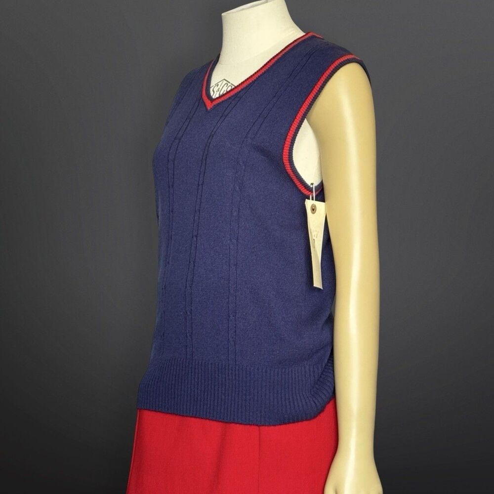 Navy Knit Sweater Vest V-Neck Tennis Cricket Preppy Sony Pictures Vintage 1980s